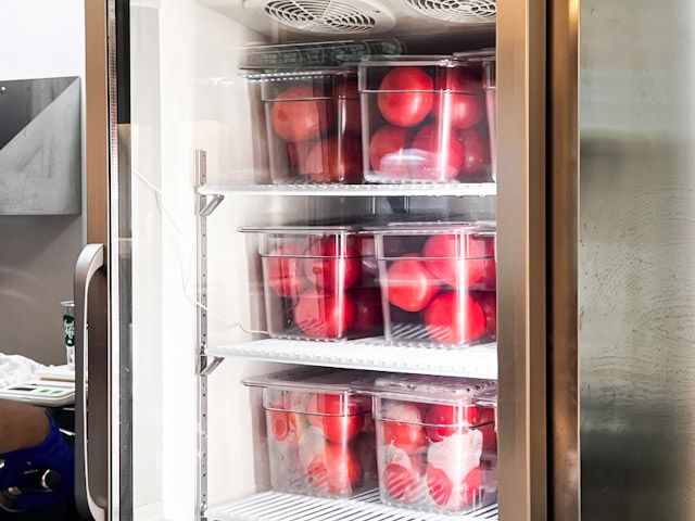 「Stand by Mos」の店内のトマト