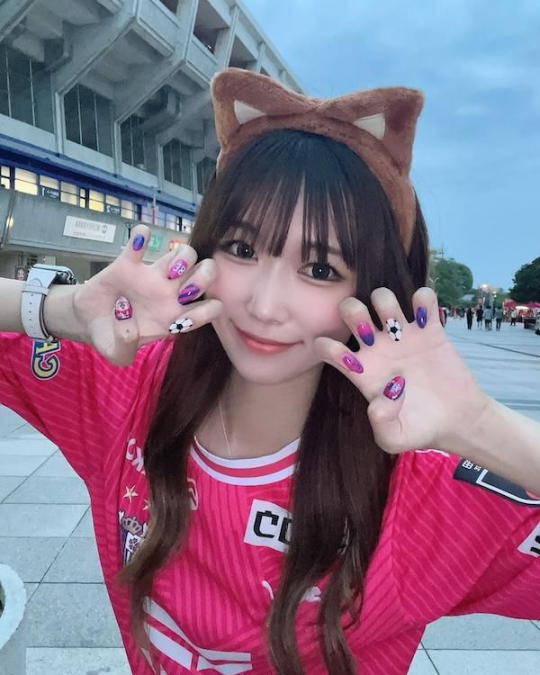 セレッソ大阪愛を胸に！スタジアムの女神、応援ナビゲータがゴール裏へ