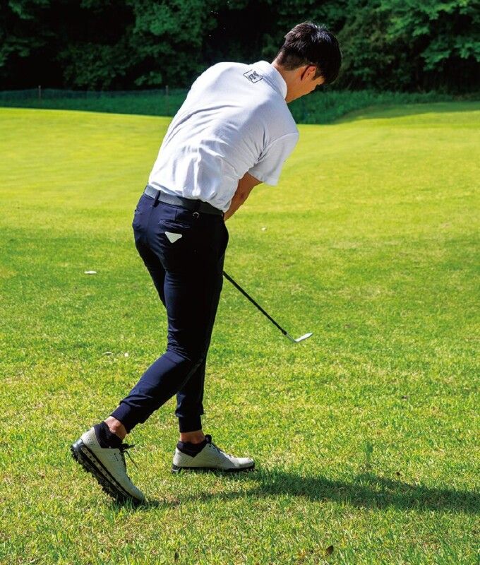 傾斜地からの“絶対NGな打ち方”は？振り抜きやすさがポイント！