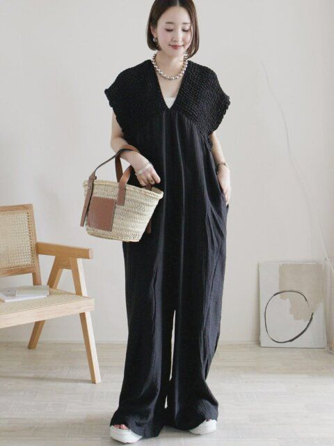 オールブラックコーデ4