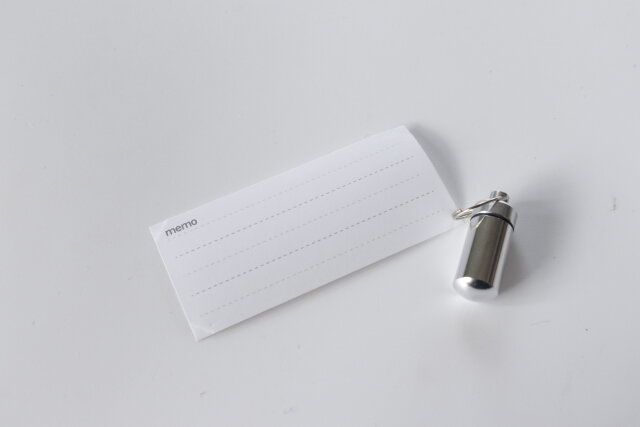 セリアの身元確認に使える緊急用メモカプセル ミニサイズ