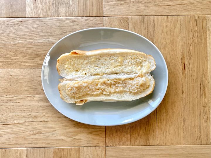 滋賀県民のソウルフード！レトロイエローのデザインが目印「つるやパン」の「サラダパン」とは！？【旅するデザイナーがおすすめする旅先でのお土産たち！】