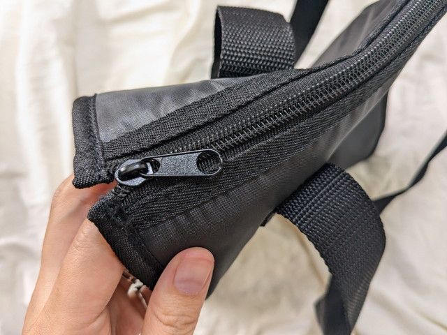 ミッキーマウス保冷バッグのファスナー