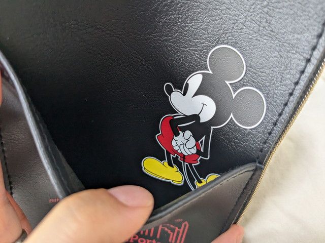ポシェットミッキーマウスデザイン