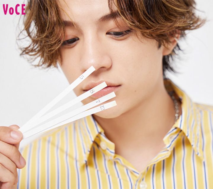 GHEE「白い花々やバニラで複雑な 魅力も。BARとか、 夜のお出かけのお供にぜひ」