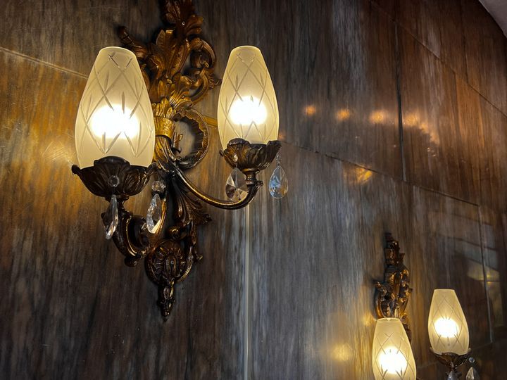 「喫茶 古城」のアンティークなライト