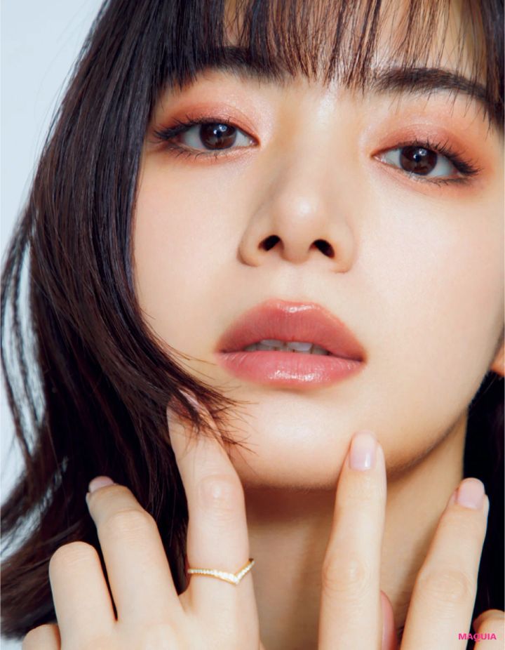 池田エライザさんがこの秋にしたいメイクは？「オフの日に果実みのある血色系のメイクを楽しみたい」_3