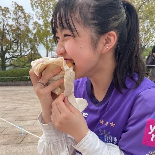 広島スポーツ愛が止まらない！カープ女子のサッカー観戦