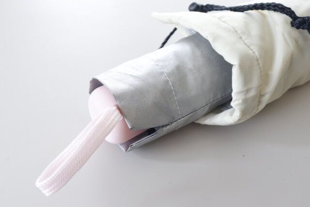 セリア 折りたたみ傘用カバー 使用例