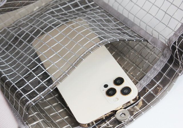 宝島社ムック付録のDODのクリアバッグ7