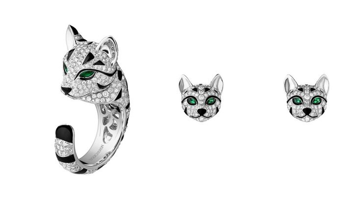 「ファジー レオパード キャット」（WG×ダイヤモンド×エメラルド×ブラックラッカー）リング スモール￥7,326,000（予定価格） スタッズイヤリング￥4,316,400（予定価格）