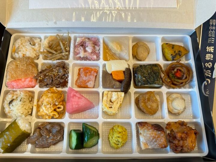 つがるめんこい懐石弁当 つがる惣菜の中身