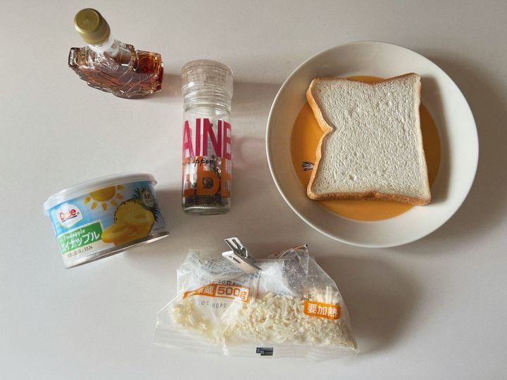 あまじょっぱさがクセになる、じゅわっと焼きパインチーズのトースト【渡辺友美子のコーヒーに合うお菓子のレシピ vol.57 〜レシピで旅するヨーロッパ〜】