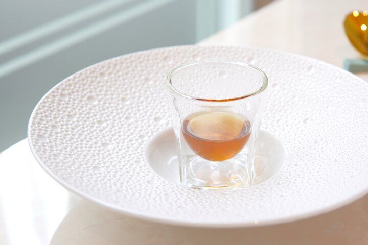 美しいアイスクリームとドリンクのペアリングをコース仕立てで楽しむ♪東麻布「Glace L'etoile」