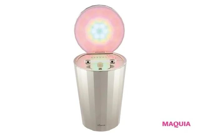 「美顔器」の最新人気ランキング_【MAQUIAベストコスメ2022下半期】ビューティギア部門3位：YA-MAN TOKYO JAPAN フォトケア