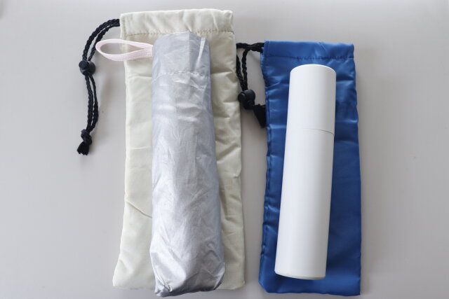 セリアのかさばらない折りたたみ傘用カバー スリム