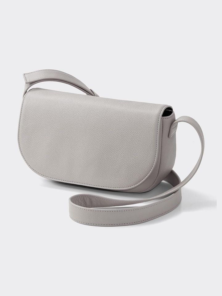 画像2: 出典：GU