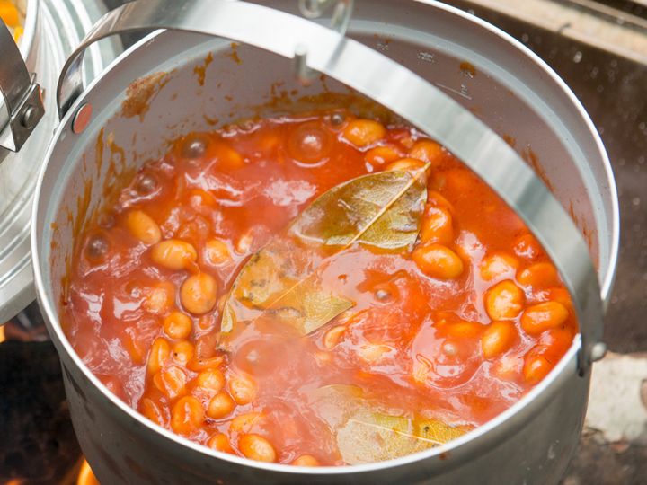 子どもと一緒に簡単に作れる！ファミリーキャンプで活躍するキャンプ飯集