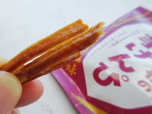 袋から出した紅はるかの芋けんぴ