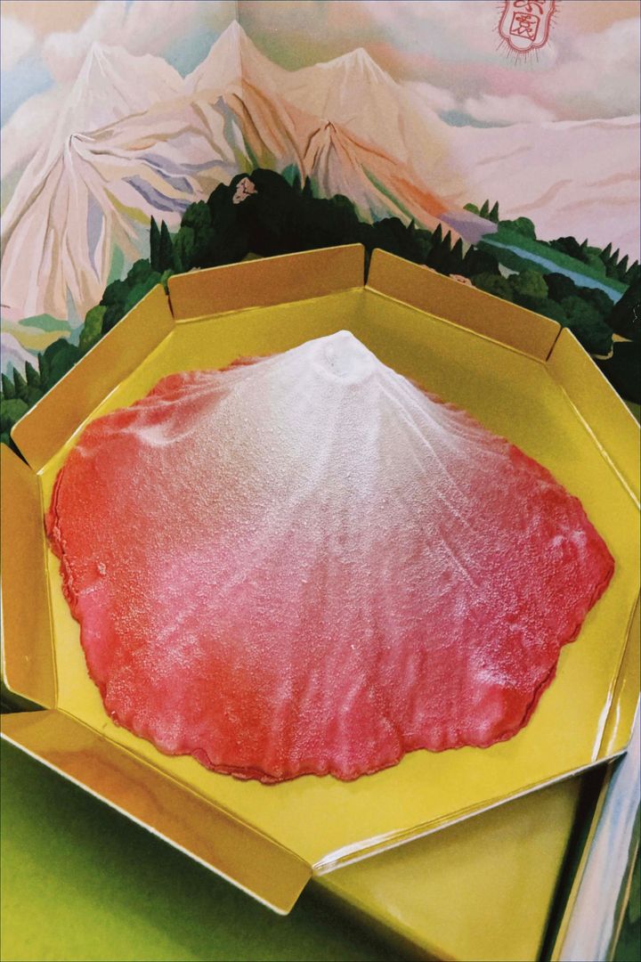 お土産はこれで決まり！おしゃれでかわいいインパクト大、富士山をかたどった山菓子【ささやかですてきなもの 大谷有紀 vol.204】