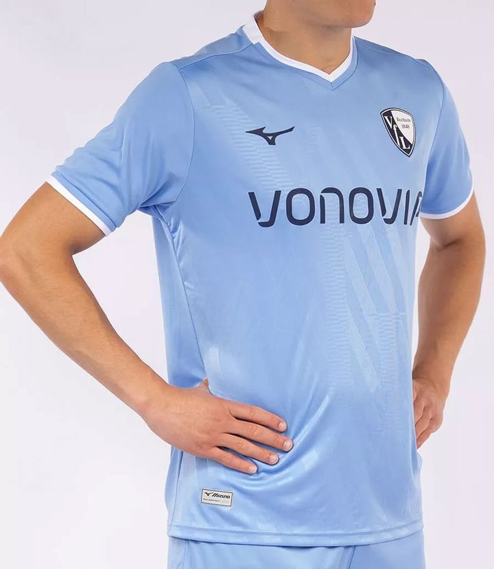 三好康児が電撃加入！ボーフムの2024-25新ユニフォームは「日本の名門ミズノ」がサプライヤー