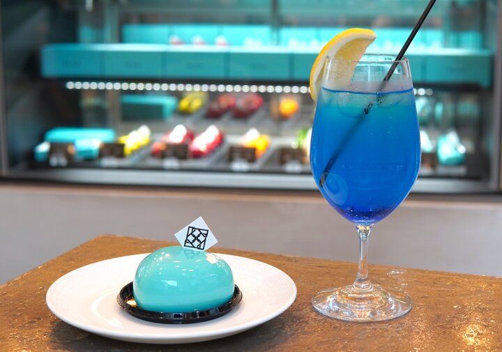 艶やかで宝石のようなケーキが魅了する♪特別な日に訪れたい日比谷のとっておきカフェ「THE BLUE」