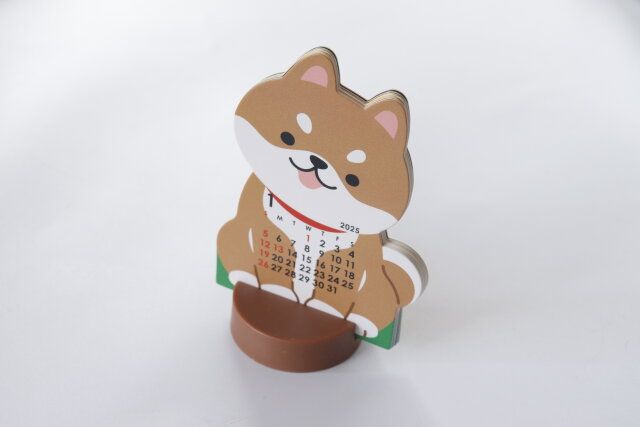 ダイソーのアニマルダイカットカレンダー（いぬ）