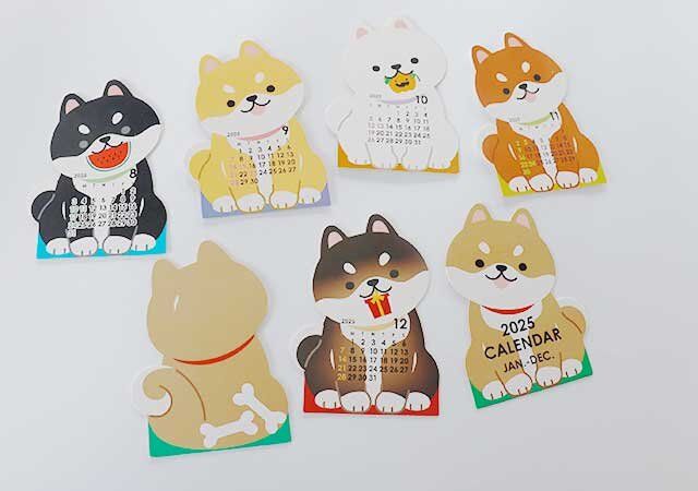 ダイソーのアニマルダイカットカレンダー（いぬ）のデザイン2
