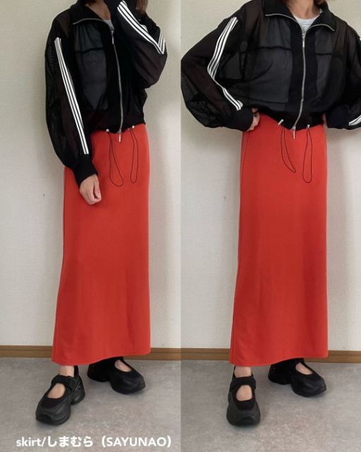 メッシュラインブルゾンとスカートのコーデ