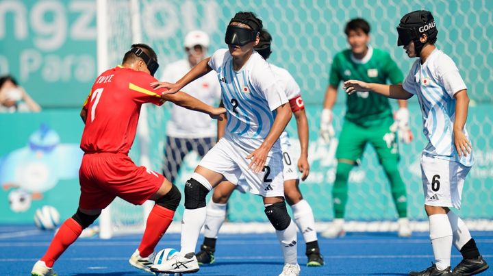 パリパラのブラインドサッカー開幕！「とてつもない競技」と吉田麻也が度肝を抜かれた理由とは