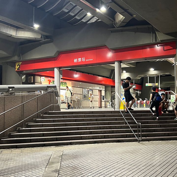 やっと行けた！コロナ後の台湾旅行事情 「士林夜市の美食街跡にできたすんごい建造物」【週末アジア：台湾編】