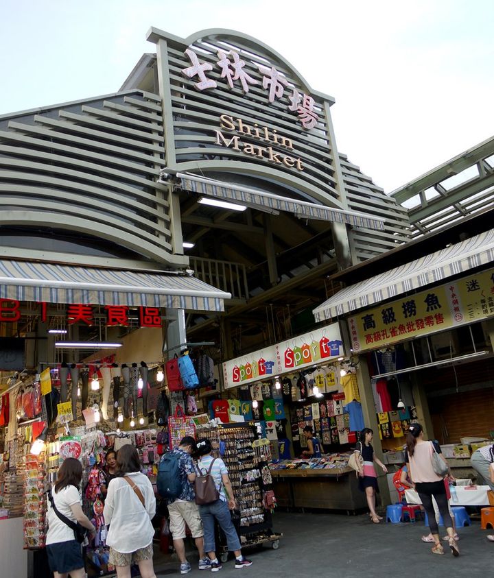 やっと行けた！コロナ後の台湾旅行事情 「士林夜市の美食街跡にできたすんごい建造物」【週末アジア：台湾編】