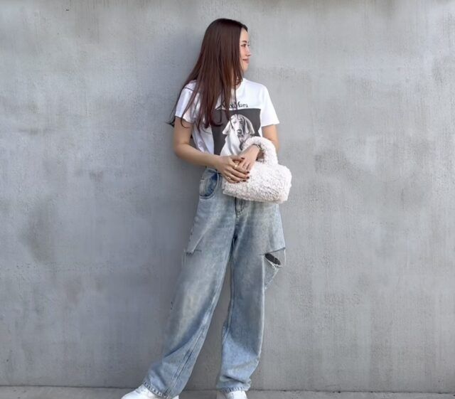 GUのファーリーショルダーバッグ