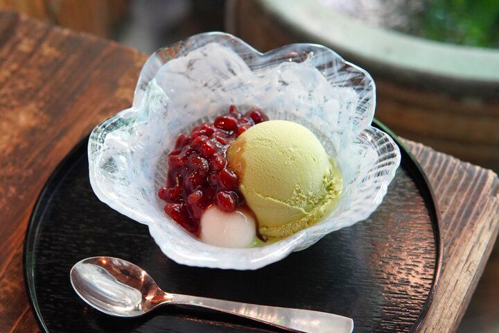 江戸時代に創業した老舗「天野屋」で天然糀の甘酒をいただく密やかな楽しみ♪