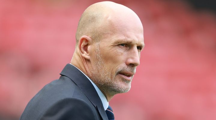 古橋と前田にやられたレンジャーズ、激怒したファン100人が監督に詰め寄る 「最弱だ」