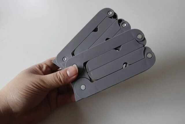 ダイソー 折りたたみハンガー