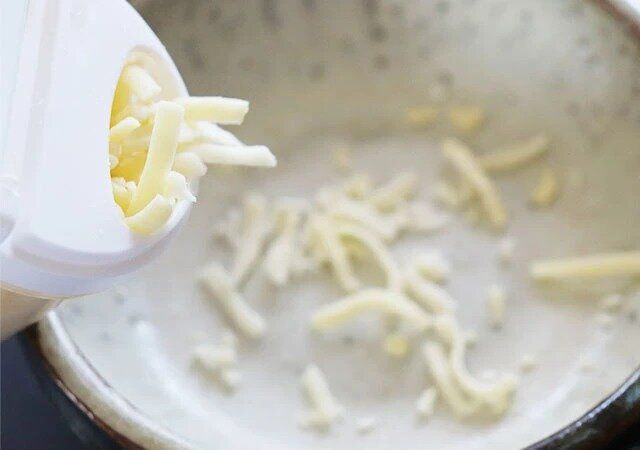 ダイソー シャカシャカフードストッカー 使用感