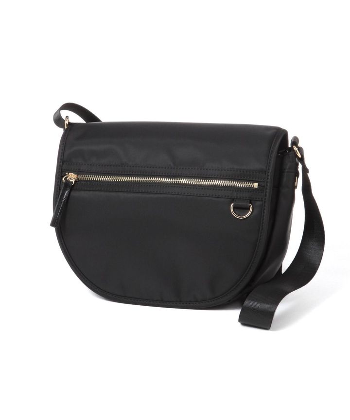 画像4: 出典：.st