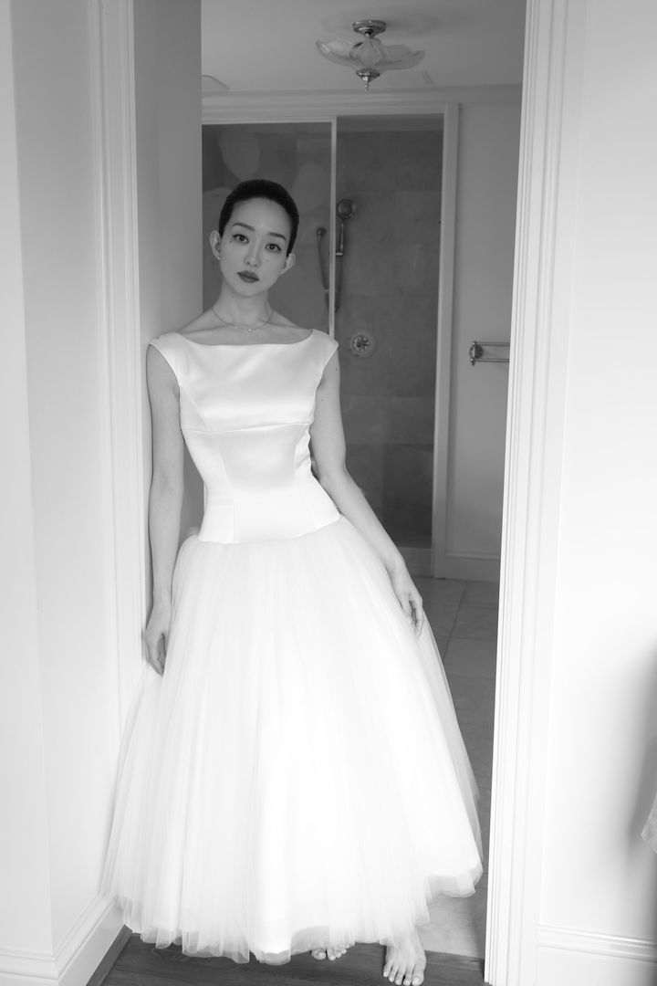 ローウエストのシルエットにこだわりが光る