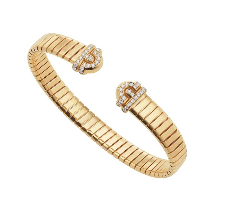 “パレンテシ”のデザインを取り入れた「ブルガリ トゥガボス」ブレスレット（YG×ダイヤモンド）￥2,046,000