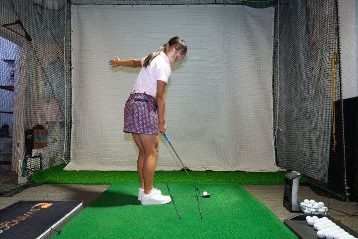 アプローチは“リズム”が重要…？美人コーチがその理由を解説！