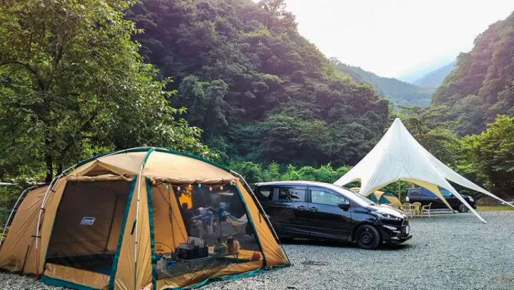 編集部厳選！ペット同伴OKのキャンプ場10選【神奈川県】