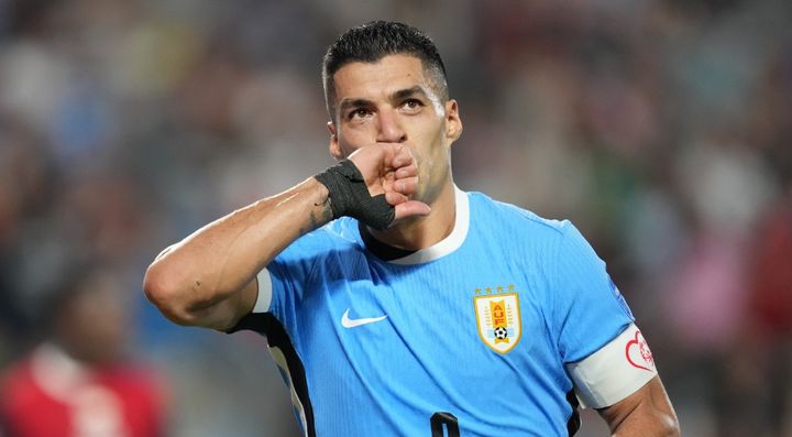 37歳ルイス・スアレス、涙のウルグアイ代表引退表明 「どうか理解してほしい」