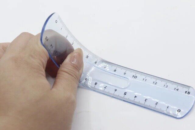 ダイソー 柔らか定規（15cm）