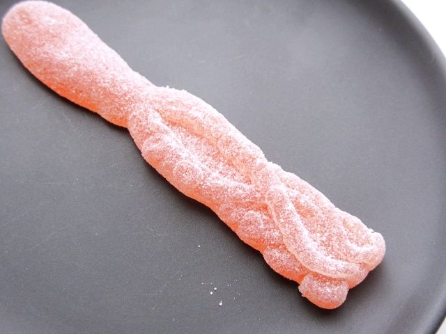 ダイナミックカンデミーナグミ「タコ食べタコとありますか？」の皿に出す