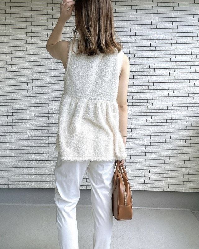 ラメシャギーベスト後ろ