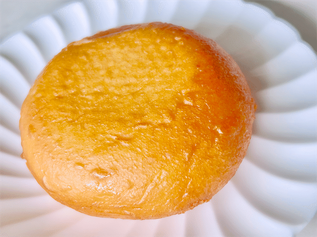 セブン-イレブン「お店で揚げたドーナツ」カスタード