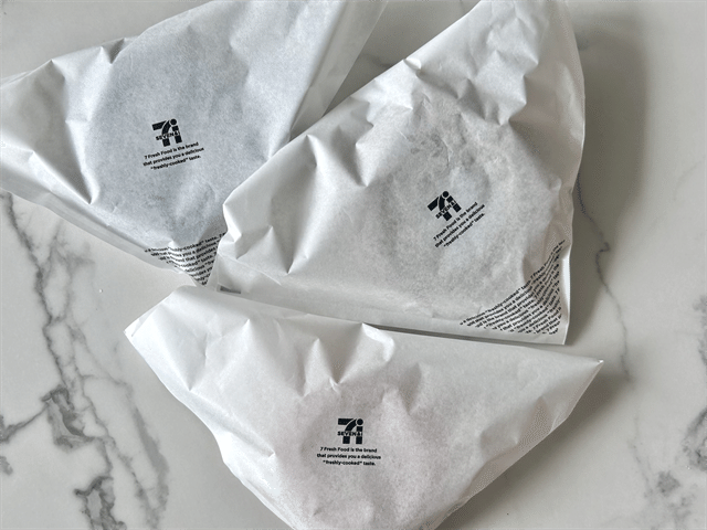 セブン-イレブン「お店で揚げたドーナツ」包材