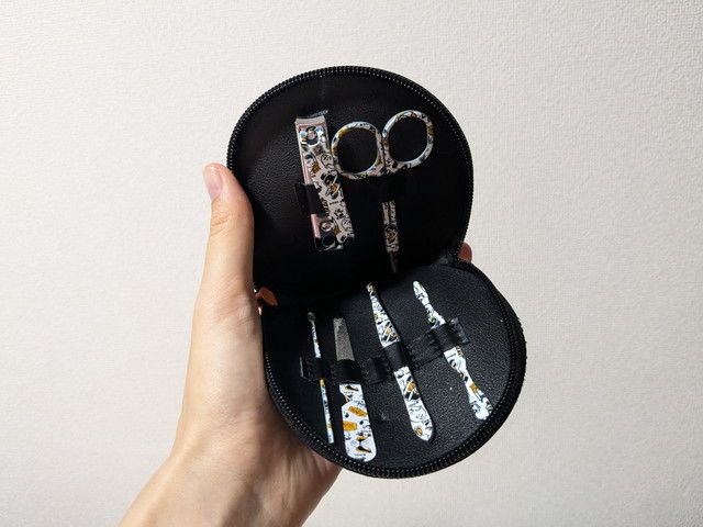 SNOOPY 持ち運べるポーチ付き！ 大人のための身だしなみ6点セット