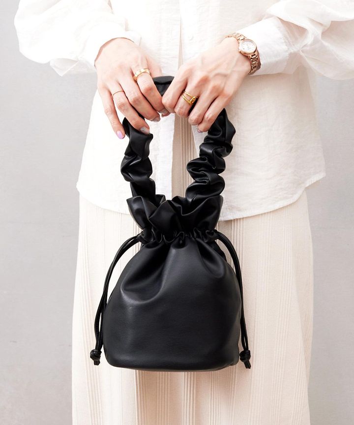 画像1: 出典：3COINS